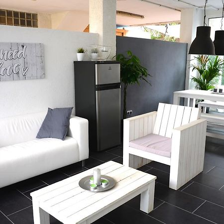 Beach House Castelldefels Pokoj fotografie