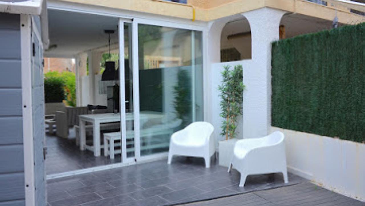 Beach House Castelldefels Exteriér fotografie